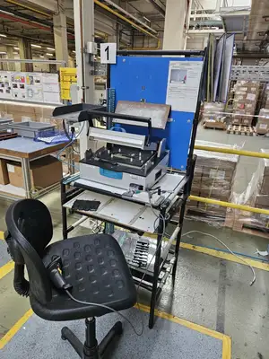 Used _UNKNOWN_ _UNKNOWN_ Test Benches FR | Apex Group #1550823