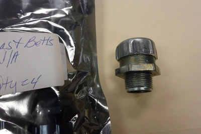 USED Thomas & Betts 3.4" Straight Cord