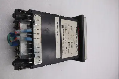 NEWPORT QUANTA Q2041 AVR1 Digital Panel Meter #K-2734