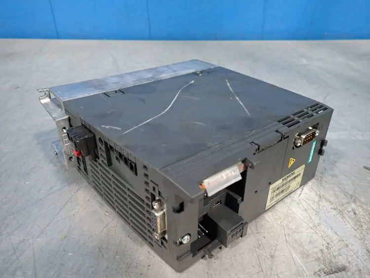 Used SIEMENS 6SL32101KE123UP1 Power Converters - Battery Chargers Ohio US | HGR 24 #751954