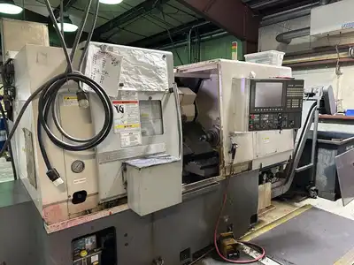 USED 2013 OKUMA GENOS L300-MW