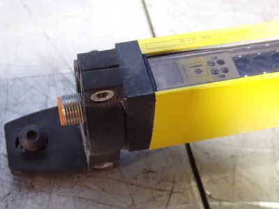 USED SICK INDUSTRIES C41S0301AA300