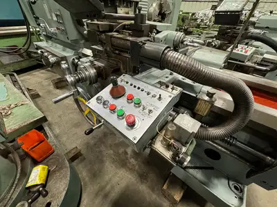 Stanko 1A983 Manual Lathe – 28" (short)