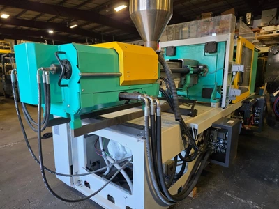 2015 ARBURG 570C 2000-800 Injection Molding Horizontal/Vertical | Machinery Network (8)