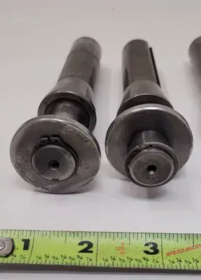 UNBRANDED R8 TOOL HOLDERS, SET OF 6, INCLUDING 1/4IN, 3/8IN, 1/2IN, AND 3/4IN SIZES.
