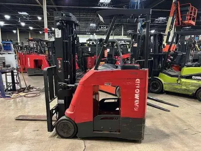 Used 2018 RAYMOND 425C35TT 3-Wheel Stand up Electric Counterbalance Forklifts Illinois US | Somerset Equipment Sales #1546192