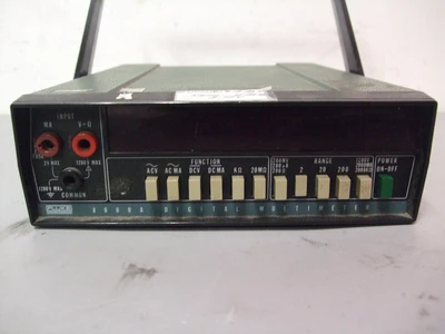 USED FLUKE 8000A