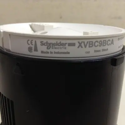 USED TELEMECANIQUE XVB C21