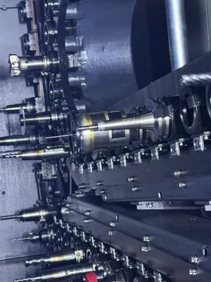 2022 DOOSAN DVF 5000 Vertical Machining Centers (5-Axis or More) | Machinery Network (7)