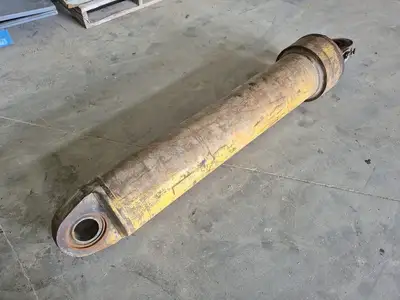 USED KOMATSU 561-63-62102