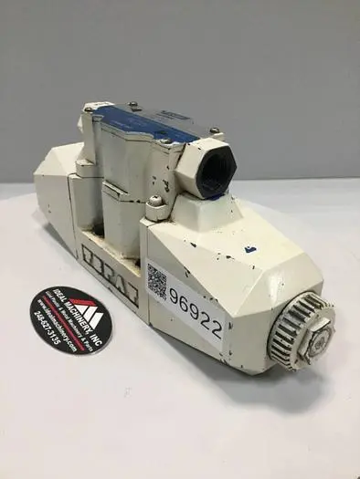 Used VICKERS DG4V-5-2C-M-P7L-H-6-30 Valves/Fittings Michigan US | Ideal Machinery #589023