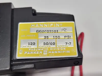 Used Parker Hannifin GG-202-250-M2 Solenoid Valves Michigan US | Maverick Industrial Sales #1398090
