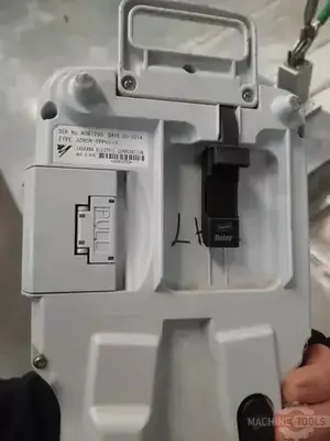 USED 2015 YASKAWA MOTOMAN HP20D
