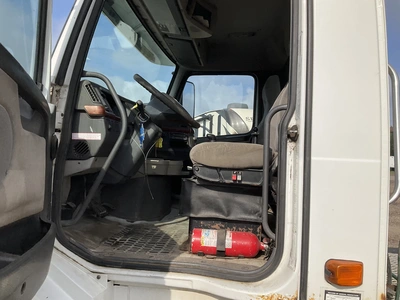 Used 2005 VOLVO TBD Conventional trucks Michigan US | Miedema Asset Management Group #1363375