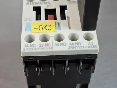 Siemens 3RH1131-1AK60 W/ 3RT1916-1BC00 Auxillary Contactor. Loc4C17