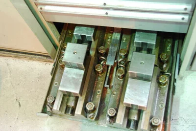 USED 1981 DORRIES. CTE 320
