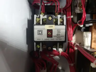 USED SQUARE D MODEL 6
