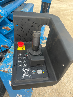 USED 2017 Genie GS-5390 RT