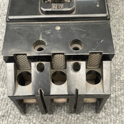 Used FPE NFJ631070 Circuit Breakers California US | Davliegogo LLC #1705667