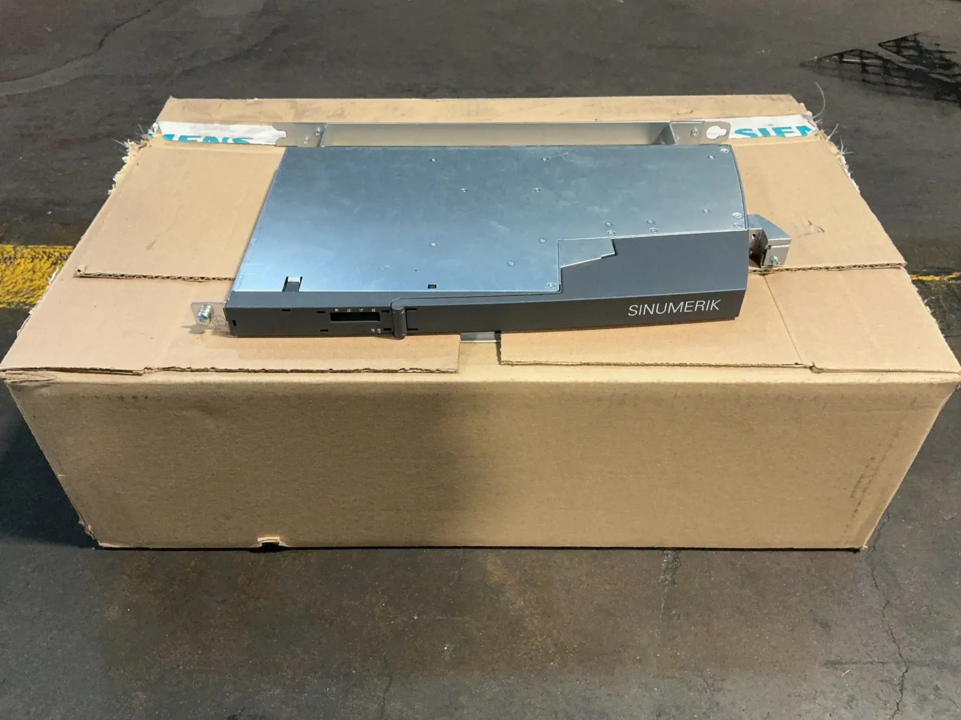 Used SIEMENS 6SL30401NB000AA0 CNC & N/C Controls Ohio US | HGR 24 #1353708