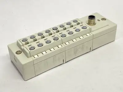 Used SMC Input Base Unit for DeviceNet w/ 2x EX500-IE5(PNP) Input Unit PLC Input & Output Michigan US | Maverick Industrial Sales #1395595