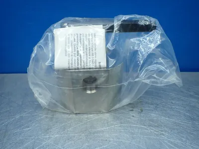 NEW SWAGELOK SS45ZF8ND