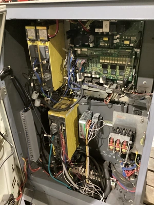 USED 2009 FANUC R-2000iB/210F + R-30iA