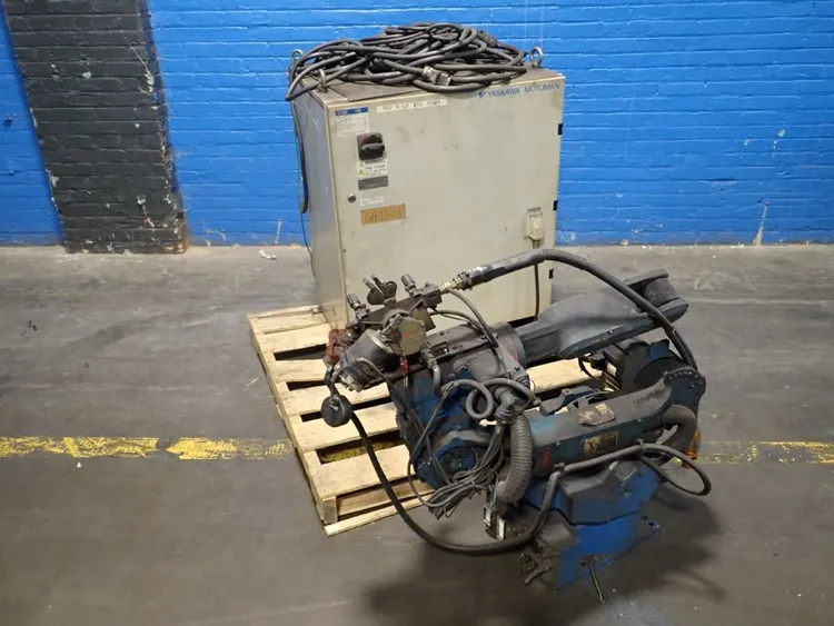 Used MOTOMAN / YASKAWA ELECTRIC MH6 Robots | HGR 24 #736055