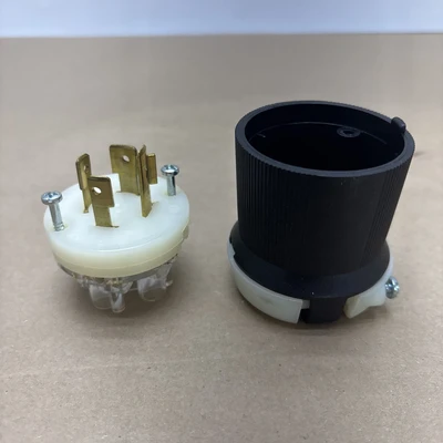 NEW Hubbell HBL2431