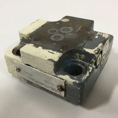 USED VICKERS CVCS25D1S210S19