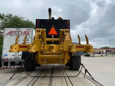 2013 John Deere 772GP