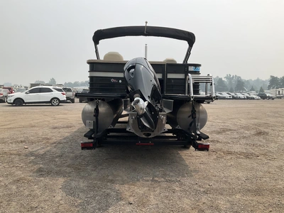 Used 2018 SYLVAN MIRAGE 8522 CRUISE LZ Boats (Misc) Michigan US | Miedema Asset Management Group #1304658