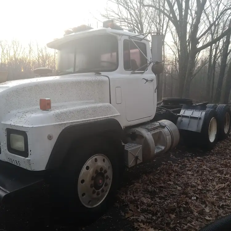 Used 1991 MACK RD688S Conventional trucks Tennessee US | Ran Equipment #1403736
