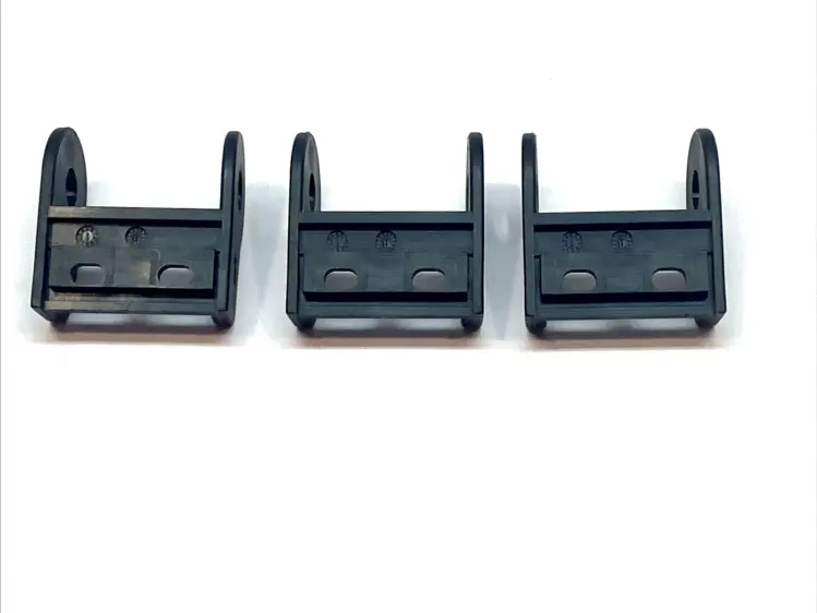 Used IGUS MOUNTING BRACKET Miscellaneous MRO | Maverick Industrial Sales #1122134