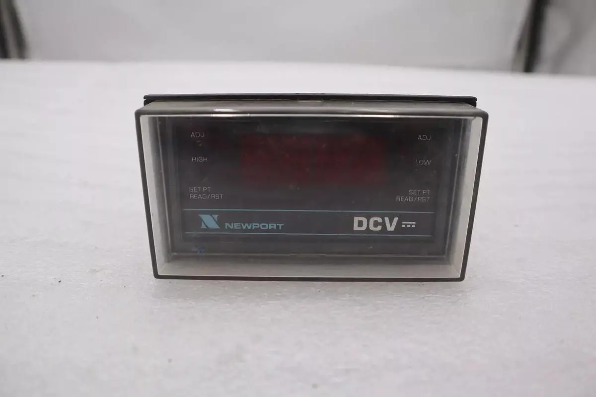 NEWPORT QUANTA Q2041 AVR1 Digital Panel Meter #K-2734