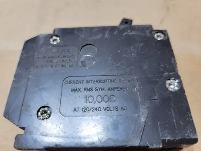 Used CUTLER-HAMMER BR2020 Circuit Breakers British Columbia CA | Lenmark #1488970