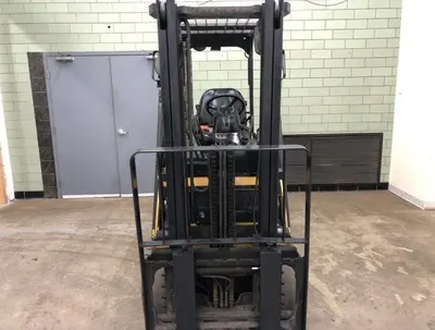 USED 2009 CATERPILLAR E6000