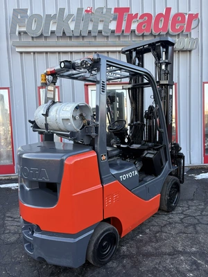 USED 2010 TOYOTA 8FGCU32