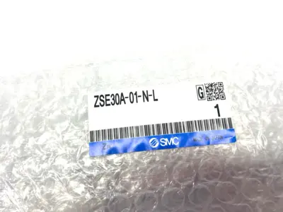 New | in-Stock SMC Digital Vacuum Pressure Switch 1/8" NPT Ported Pressure Switches Michigan US | Maverick Industrial Sales #1389222