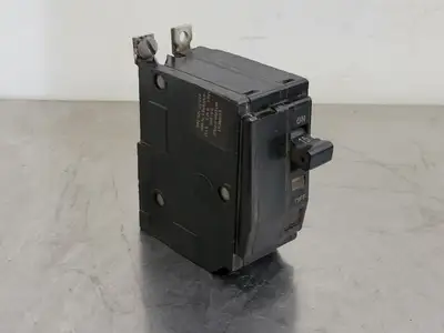 USED SQUARE D QOB215