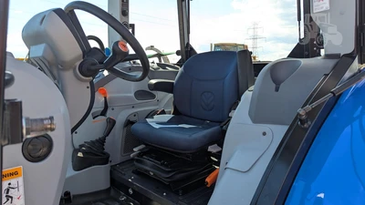 USED 2017 NEW HOLLAND T4.100