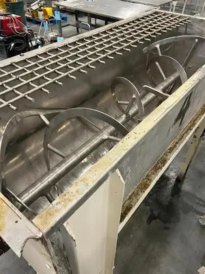 STAINLESS STEEL RIBBON BLENDER