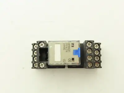 Omron MY4IN | PYF 14-ESN-B Relay | Base 24VDC Coil Lot of 15