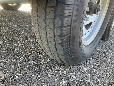 USED 1999 CROWNLINE TBD