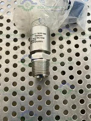 USED SANI TECH STHT-WR-0500 74" SILICONE HOSE W/ 1/2" SANITARY FITTING TO THREADED