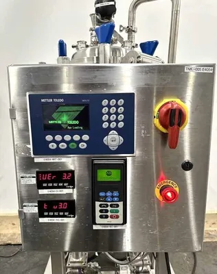 HOLLOWAY 30 Liter (8 Gallon) Holloway Sanitary 316L Stainless Steel Agitated Reactor REACTORS | EcReCon Inc (11)