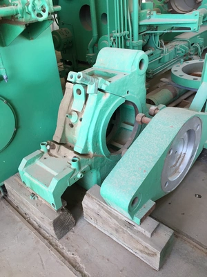 700 Ton Loewy Extrusion Press; 4 1/2" x 16" Billet