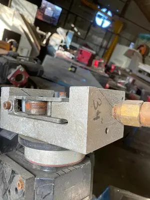 USED MILLER 300941