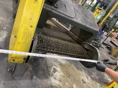 20' LONG X 24” WIDE STEEL BELT POWERED INCLINED PARTS CONVEYOR: STOCK #20816