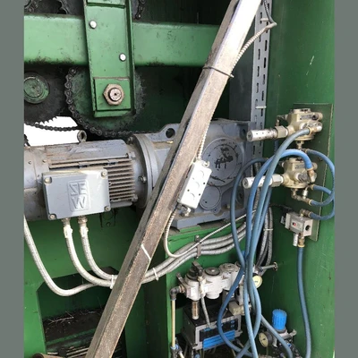 USED 2002 BEZNER RF-160-380-6MK
